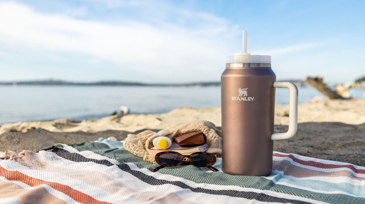 Stanley Quencher H2.0 FlowState Stainless Steel Vacuum Insulated Tumbler with Lid and Straw for Water, Iced Tea or Coffee