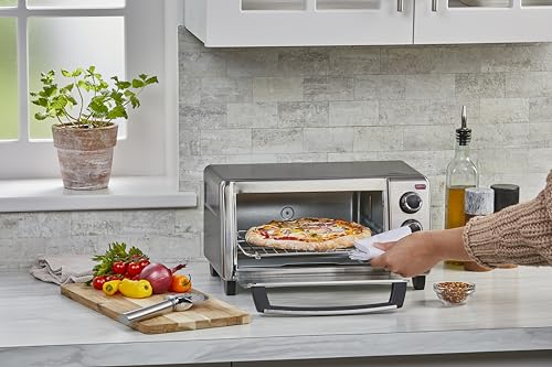 BLACK+DECKER 4-Slice Toaster Oven, TO1313SBD, Even Toast, 4 Cooking Functions Bake, Broil, Toast and Keep Warm, Removable Crumb Tray, Timer