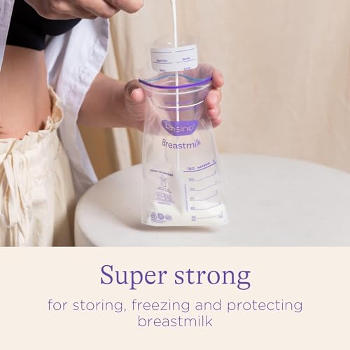 Lansinoh Breastmilk Storage Bags, 200 Count Value Pack, Easy to Use Breast Milk Storage Bags for Feeding, Baby Essentials, Presterilized, Hygienically Doubled-Sealed for Freezing & Refrigeration, 6 OZ