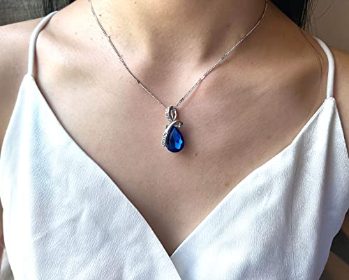 4 Pieces Fashion Teardrop Crystal Rhinstone Pendant Necklace Earring Bracelet Jewelry Set for Women Lady Wedding Birthday Party Prom Gifts