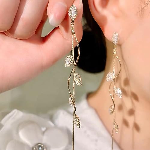 Crystal Wedding Earrings for Bridal Bridesmaid ，Bride Drop Earrings Gold Chandelier Dangle Earrings for Women， Cubic Zirconia Rhinestone Dangling Earrings Prom Party Jewelry Gifts