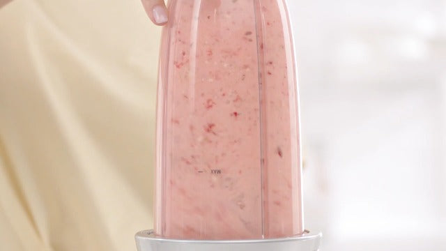 nutribullet Personal Blender for Shakes, Smoothies, Food Prep, and Frozen Blending, 24 Ounces, 600 Watt, Gray, (NBR-0601)