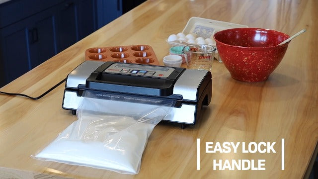 Nesco Deluxe Food VS-12 Vacuum Sealer, 130 Watts, Kit Bags & Viewing Lid, Compact, Silver