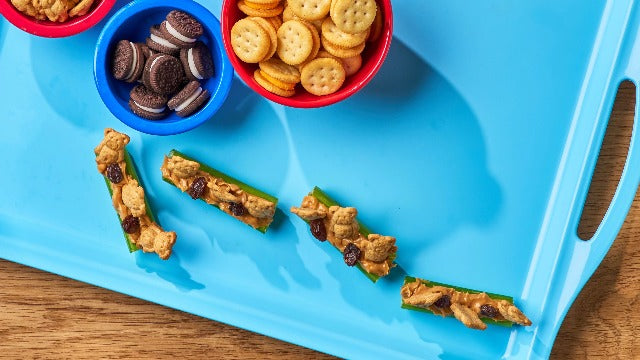 Nabisco Sweet Treats Cookie Variety Pack OREO, OREO Golden & CHIPS AHOY!, 30 Snack Packs (2 Cookies Per Pack)