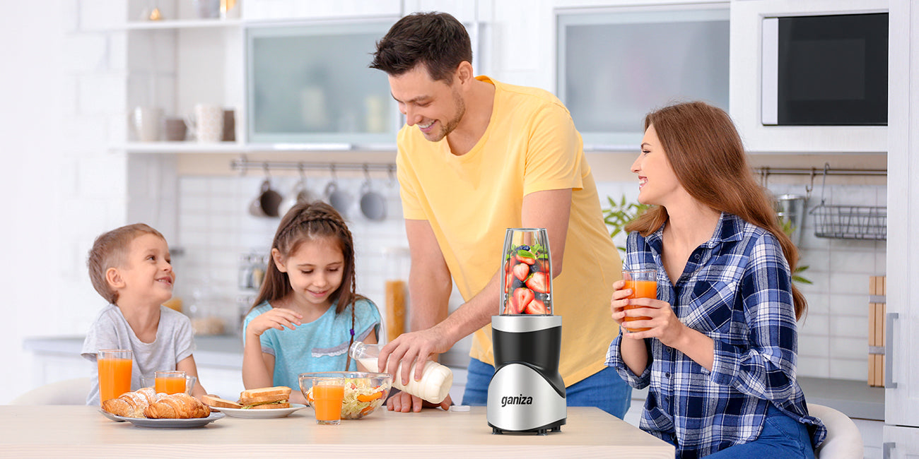 Ganiza Smoothie Blender, Blender for Shakes and Smoothies, 15-Piece Personal Blender and Grinder Combo for Kitchen, Smoothies Maker with 4 BPA-Free Portable Blender Cup, Nutritious Recipe, MAX 900W