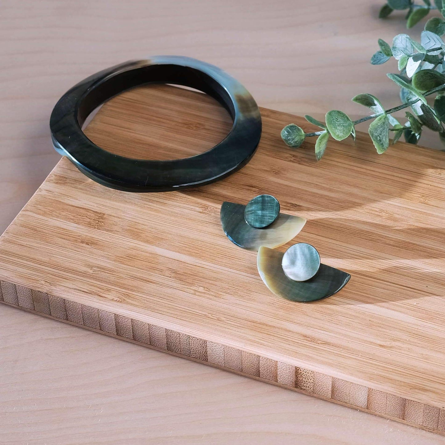 3-in-1 Iridescent Grey Circle and Halfmoon Geometric Studs - Mother of Pearl Earrings | LIKHÂ