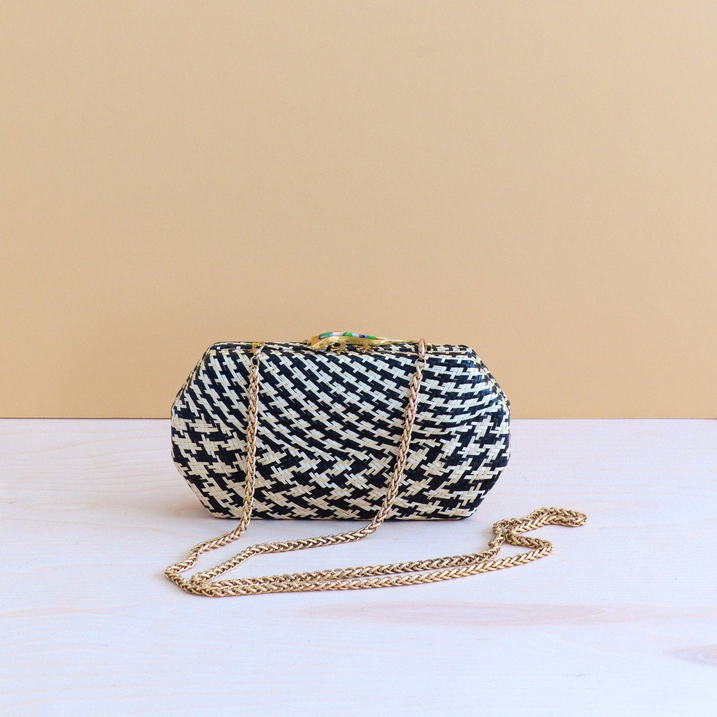 Black Houndstooth Clutch - Handwoven Clutch | LIKHÂ