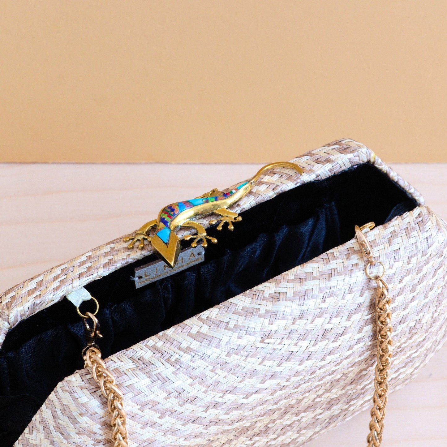Dusty Rose Houndstooth Clutch - Straw Clutch | LIKHÂ