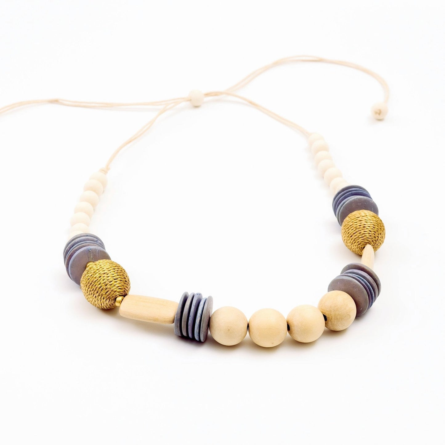 Cream Bead Necklace - Bombon Artisan Necklace | LIKHÂ