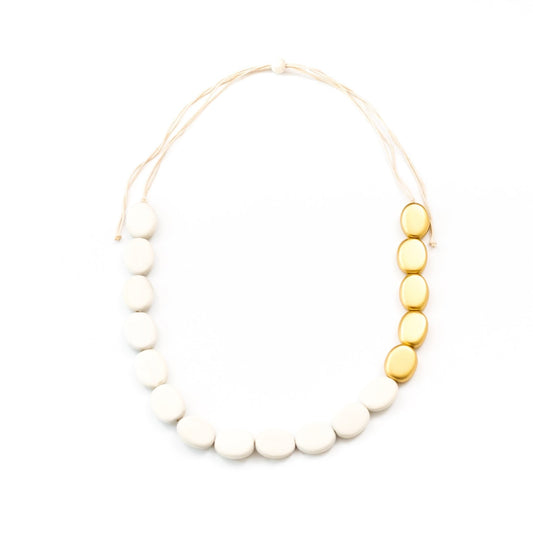 White Wooden Bead Necklace Guija | LIKHÂ