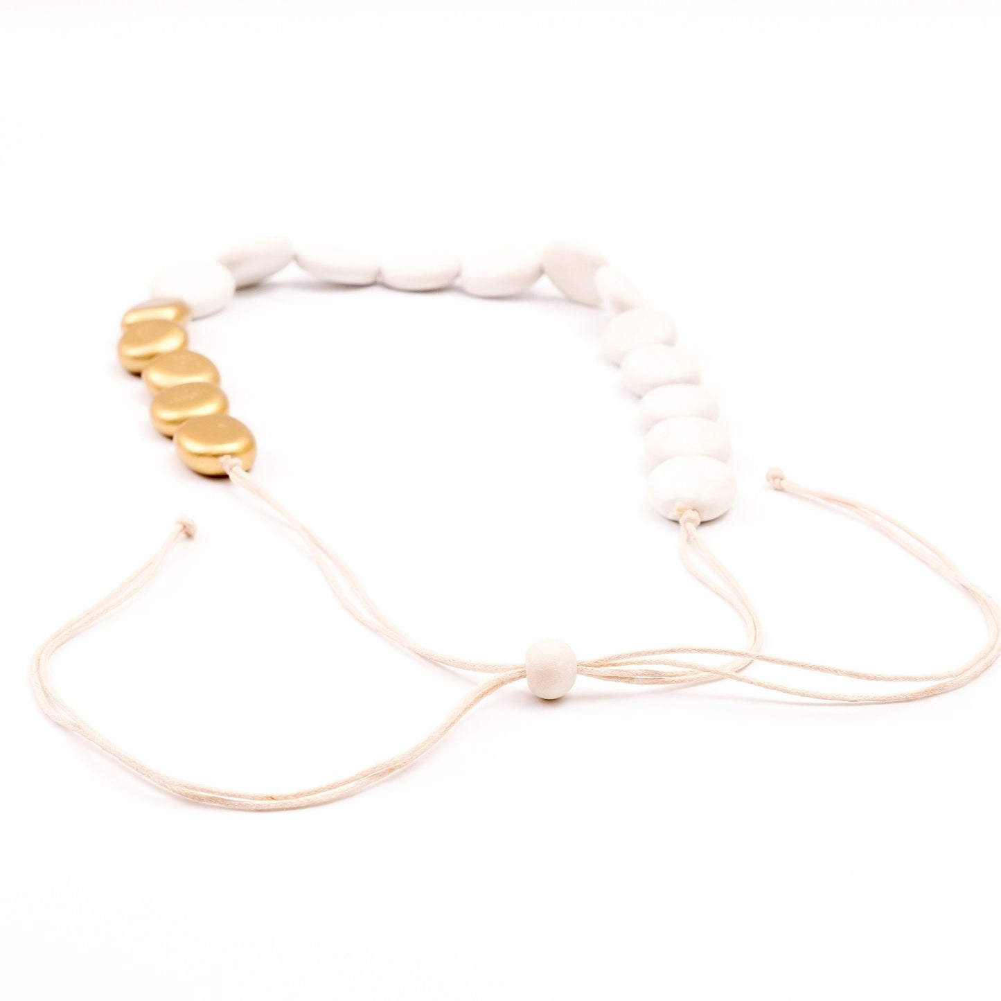 White Wooden Bead Necklace Guija | LIKHÂ