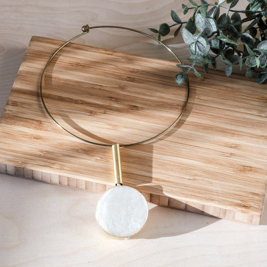 White Statement Necklace - Handmade Choker Pendula | LIKHÂ