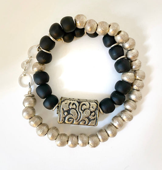 Volta Bracelet Black Silver