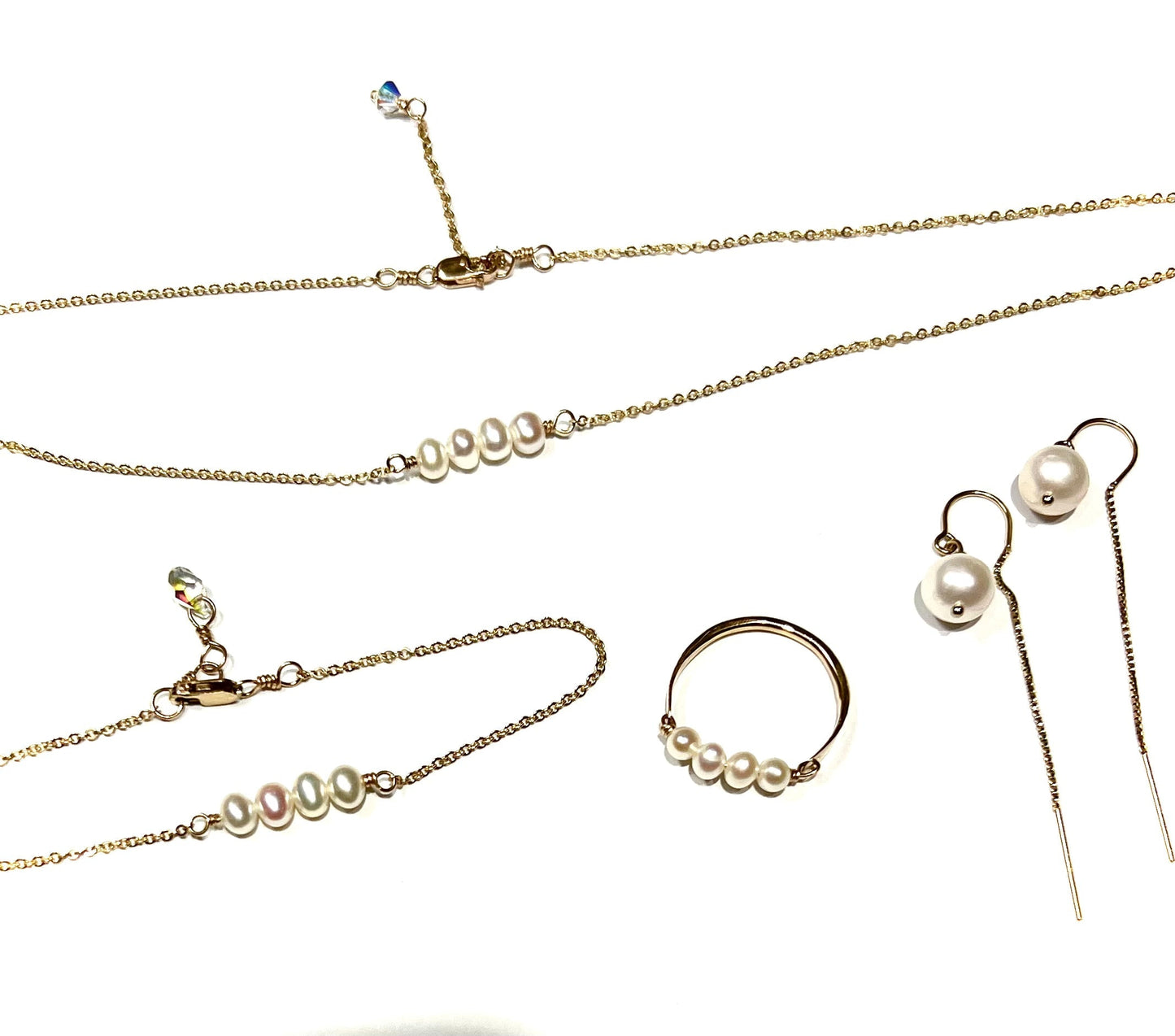 Set: Four Pearl Necklace & Bracelet set