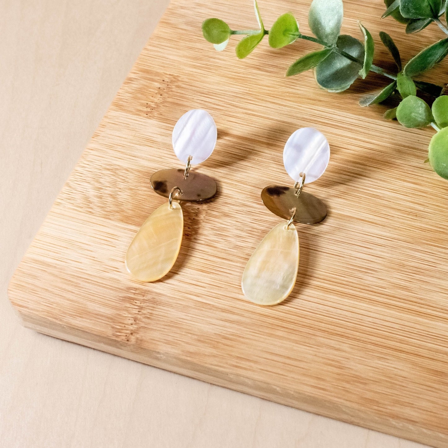 Mother of Pearl Tricolor Dangle Earrings | LIKHÂ