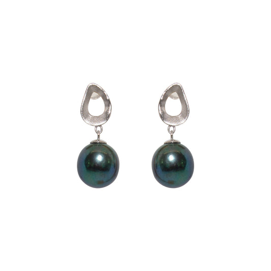 Petite Dali Pearl Studs